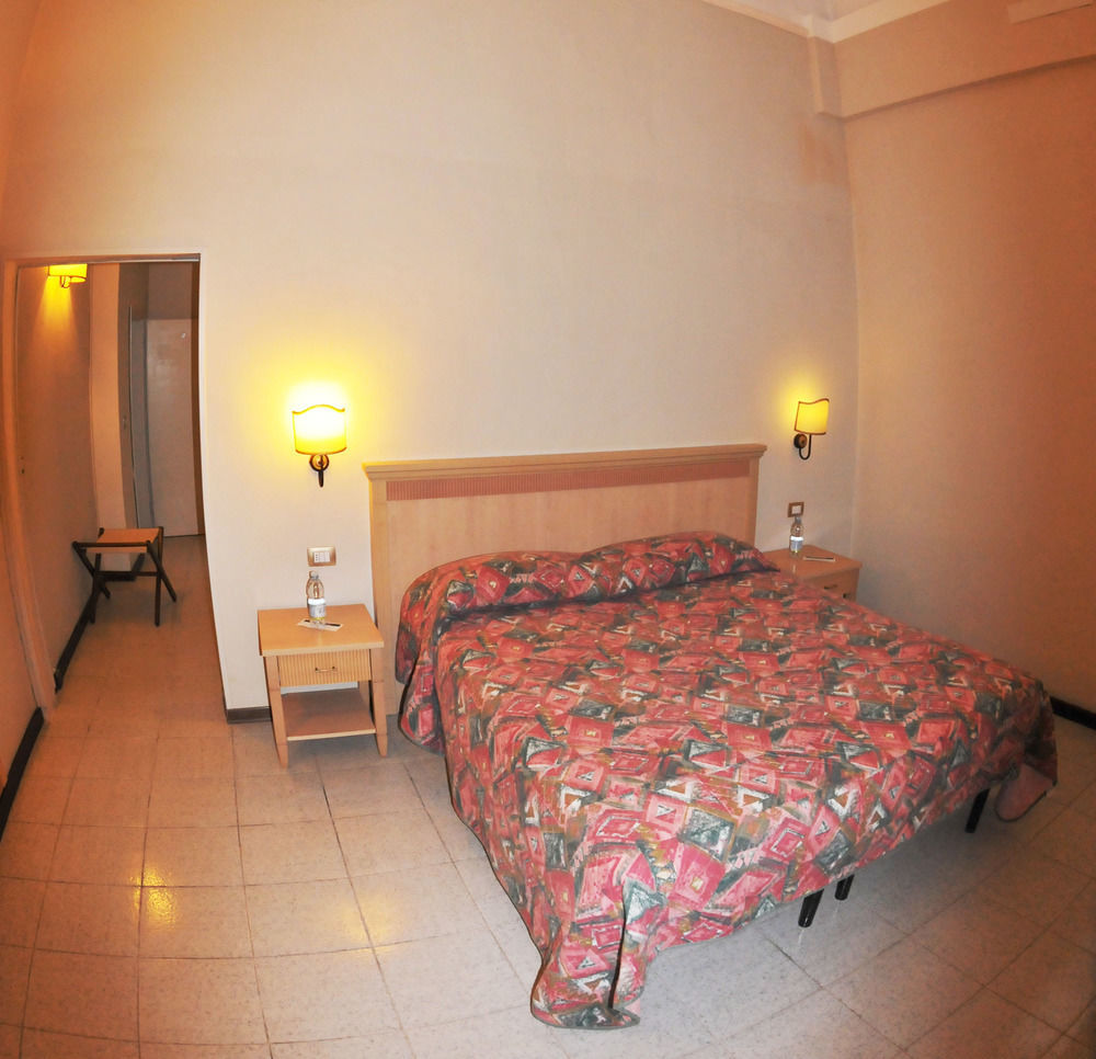 פירנצה Hhb Hotel מראה חיצוני תמונה