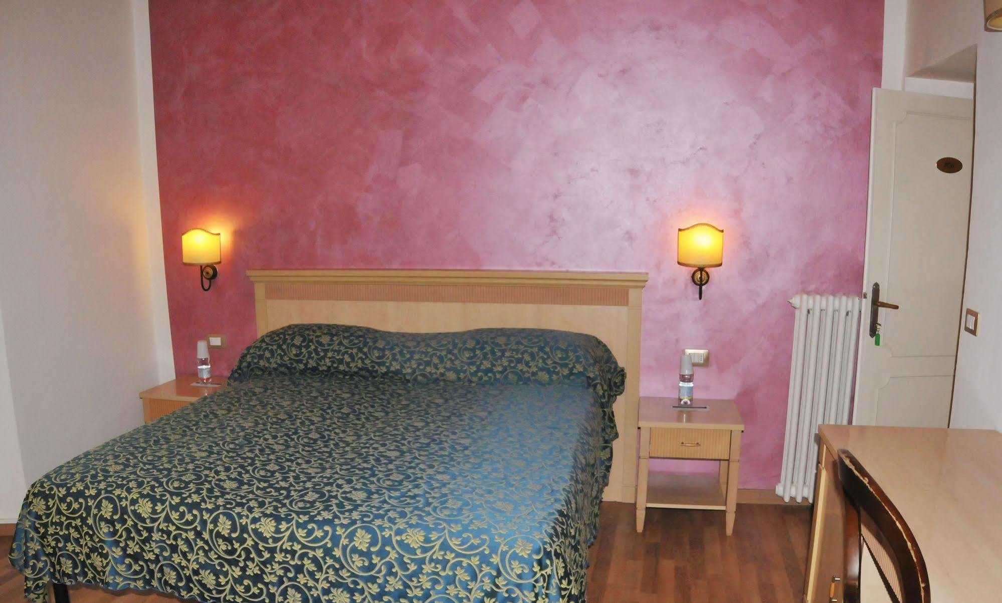 פירנצה Hhb Hotel מראה חיצוני תמונה